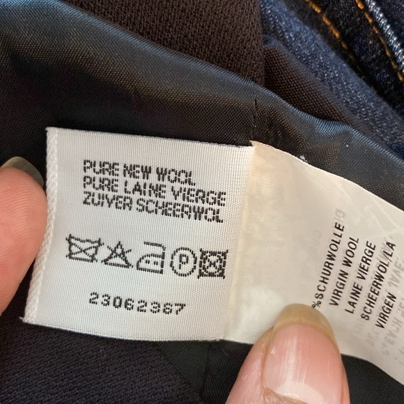 Louis Feraud knee length virgin wool  short sleeves dress size 12 - Picture 10 of 11